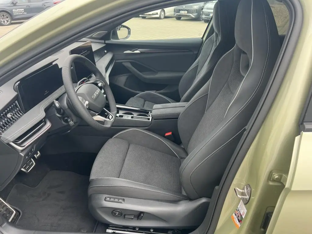 Škoda Superb Sportline 7DSG 2,0TDI / 110kW