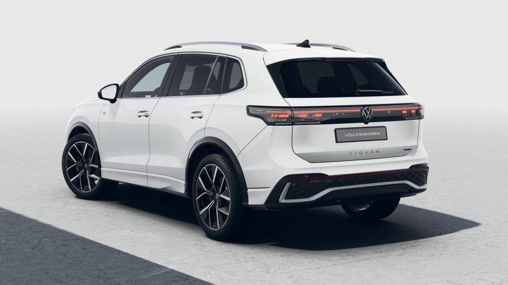 Volkswagen Tiguan R-Line 7DSG 4M 2,0TSI / 195kW
