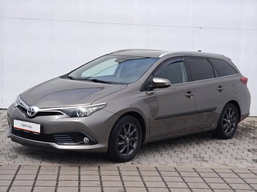 Toyota Avensis TOYOTA 1,6 VVT-i / 97kW
