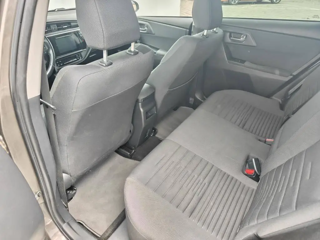 Toyota Avensis TOYOTA 1,6 VVT-i / 97kW