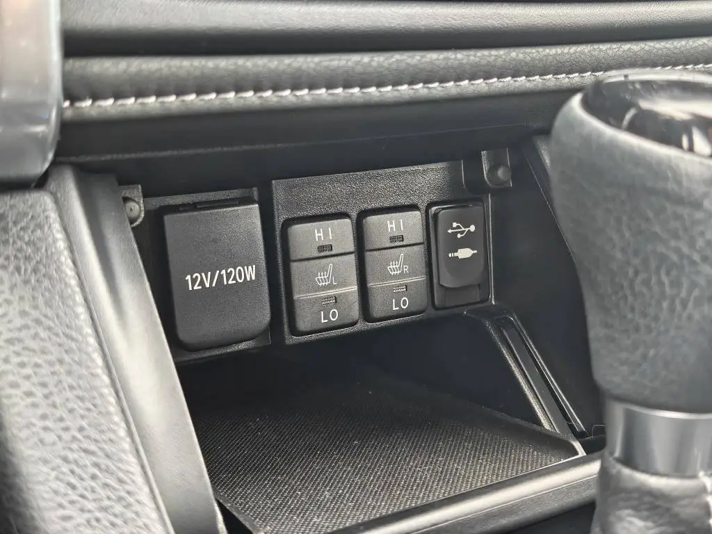 Toyota Avensis TOYOTA 1,6 VVT-i / 97kW