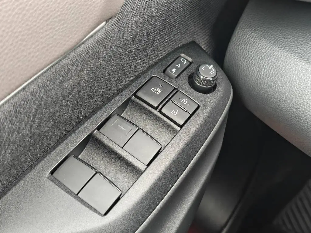 Toyota Yaris CROSS Hybrid FWD Executive 1,5 / 85kW
