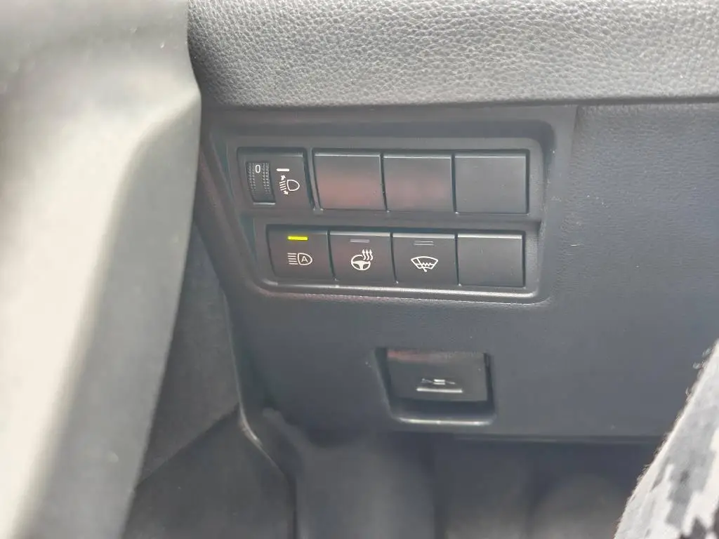 Toyota Yaris CROSS Hybrid FWD Executive 1,5 / 85kW