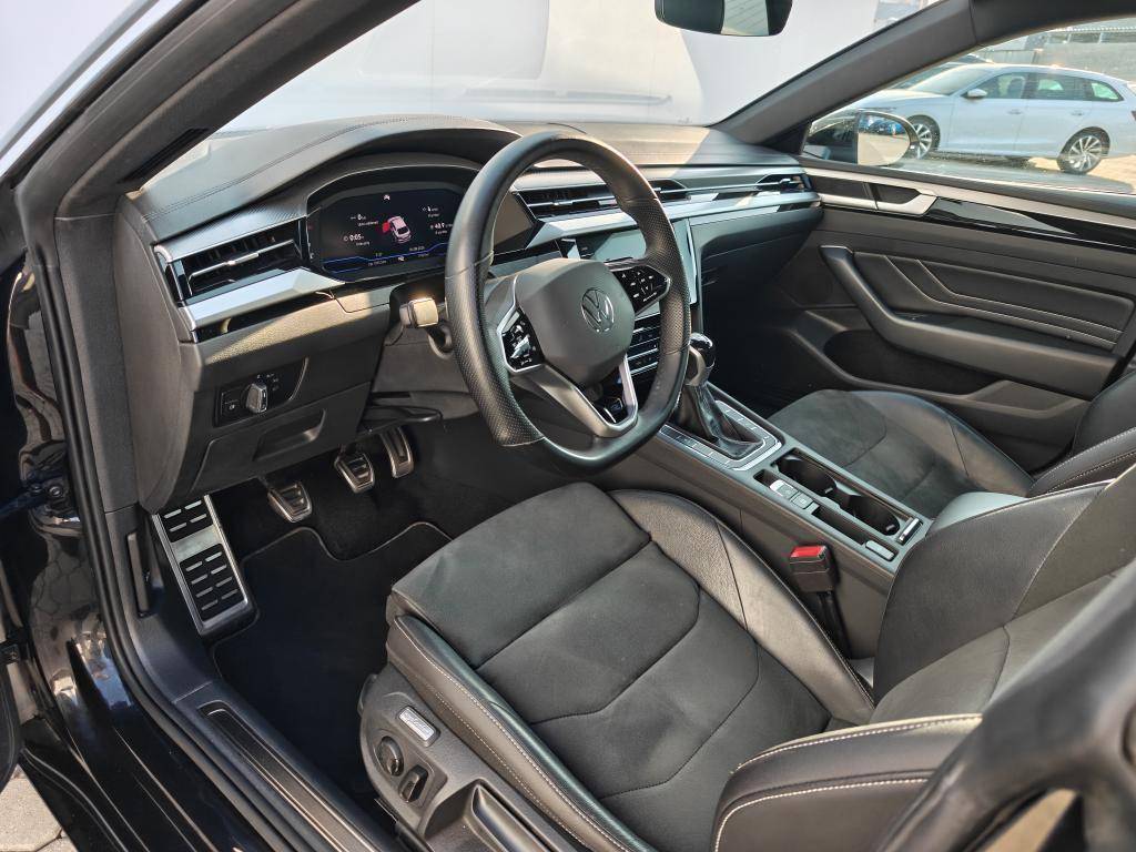 Volkswagen Arteon R-Line 6G 1,5TSI / 110kW