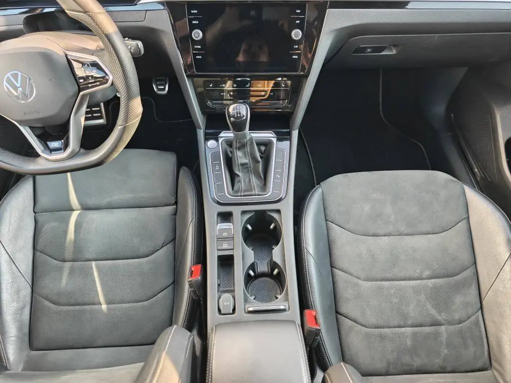 Volkswagen Arteon R-Line 6G 1,5TSI / 110kW
