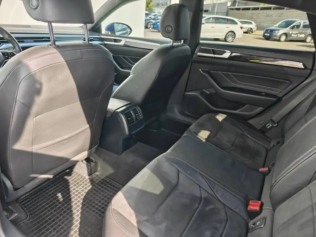 Volkswagen Arteon R-Line 6G 2,0TDI / 110kW