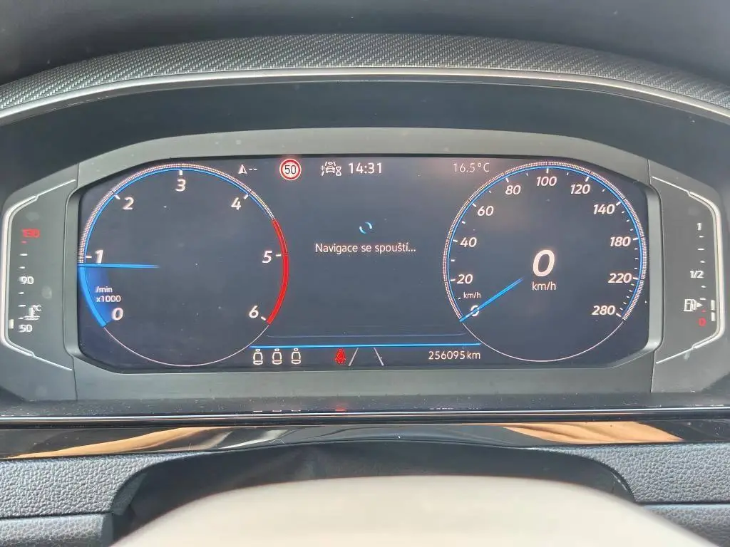 Volkswagen Arteon R-Line 6G 2,0TDI / 110kW
