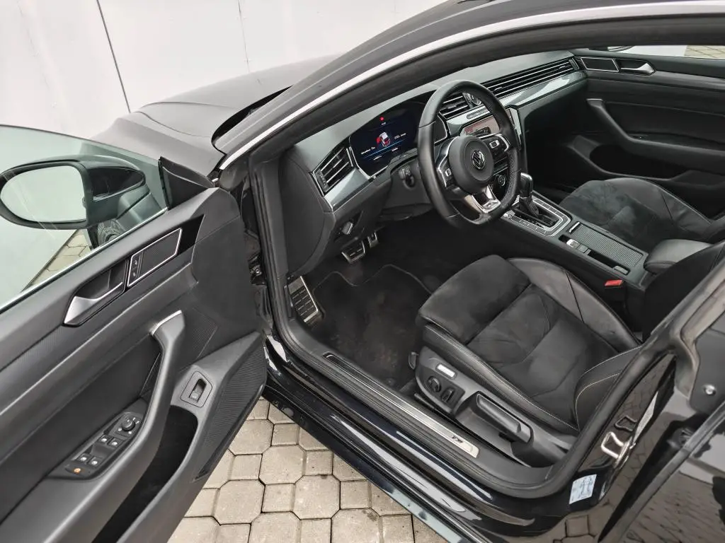 Volkswagen Arteon R-Line 7DSG 2,0TDI / 110kW