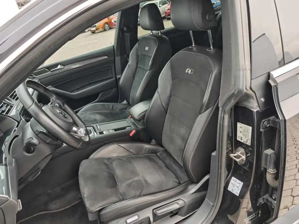 Volkswagen Arteon R-Line 7DSG 2,0TDI / 110kW