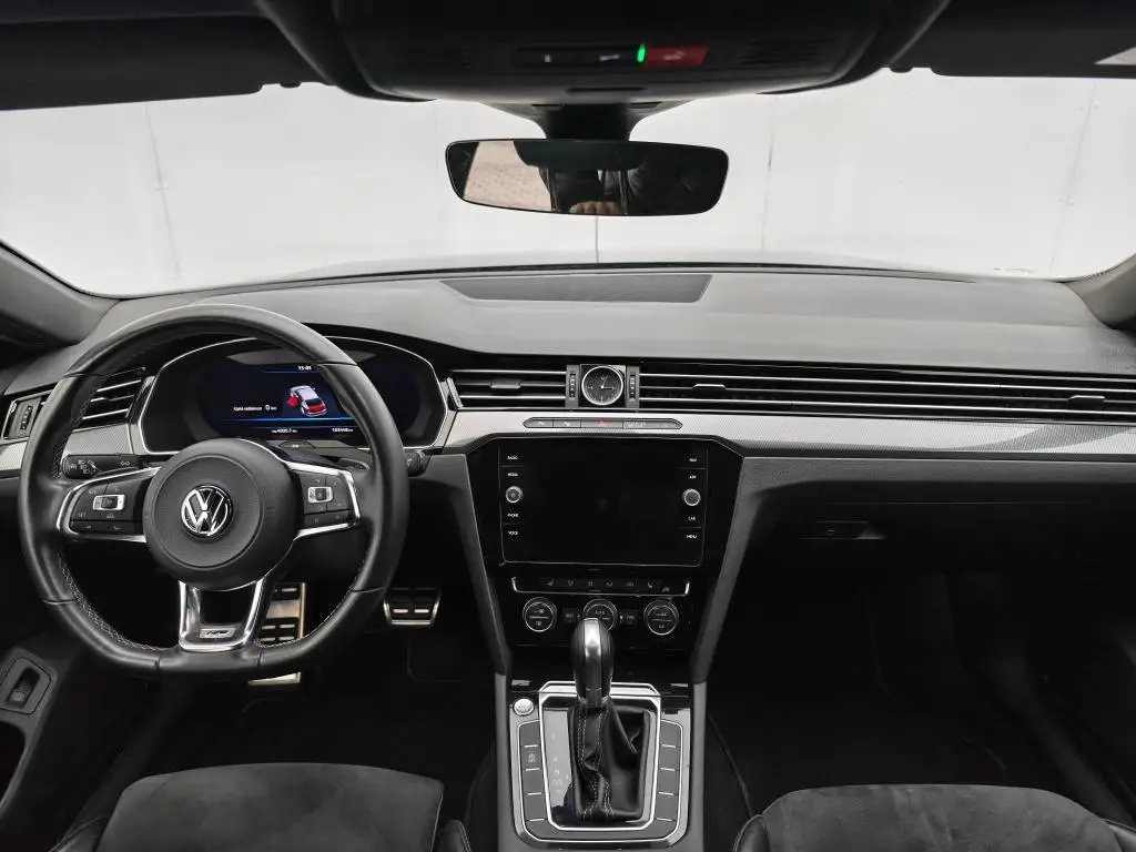 Volkswagen Arteon R-Line 7DSG 2,0TDI / 110kW