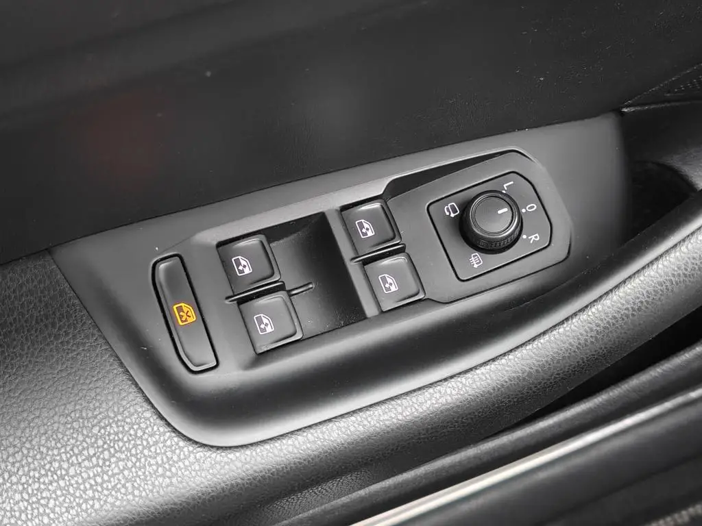 Volkswagen Arteon R-Line 7DSG 2,0TDI / 110kW