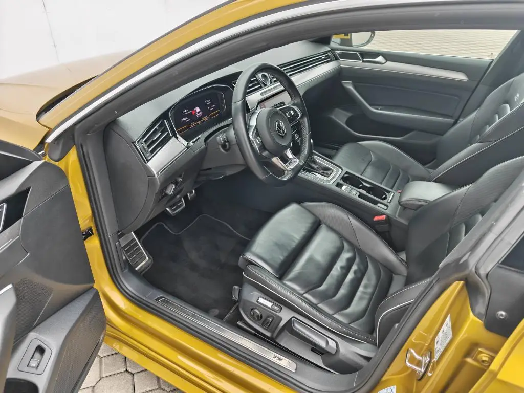 Volkswagen Arteon R-Line 7DSG 2,0TSI / 140kW