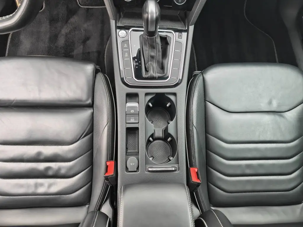 Volkswagen Arteon R-Line 7DSG 2,0TSI / 140kW