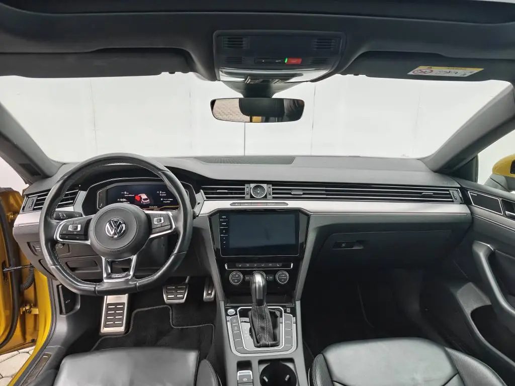 Volkswagen Arteon R-Line 7DSG 2,0TSI / 140kW