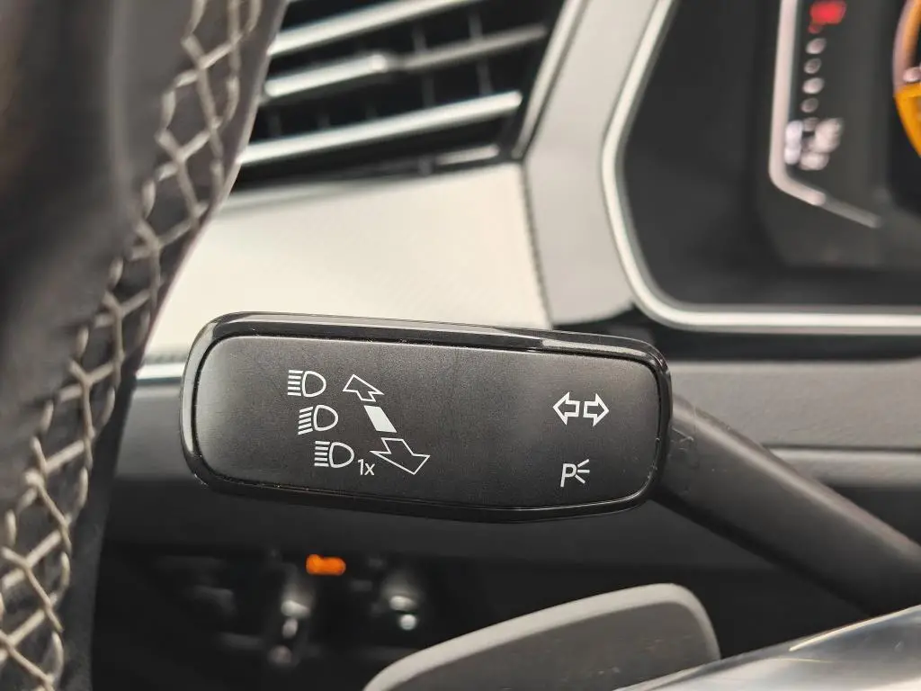 Volkswagen Arteon R-Line 7DSG 2,0TSI / 140kW