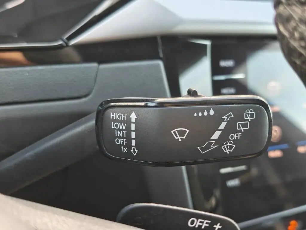 Volkswagen Arteon Shooting Brake R-line 7DSG 2,0TDI / 110kW