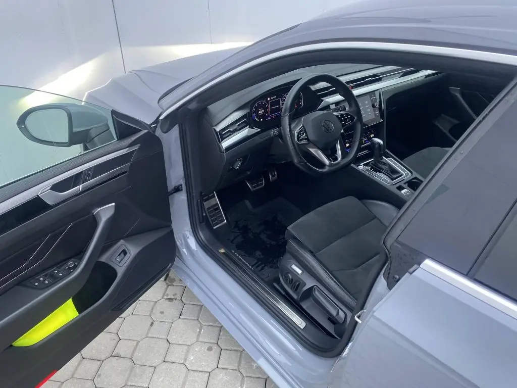 Volkswagen Arteon Shooting Brake R-line 7DSG 2,0TSI / 140kW