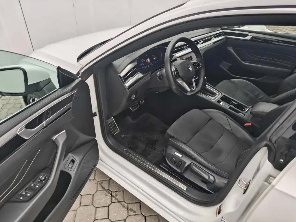 Volkswagen Arteon Shooting Brake R-line 7DSG 2,0TSI / 140kW