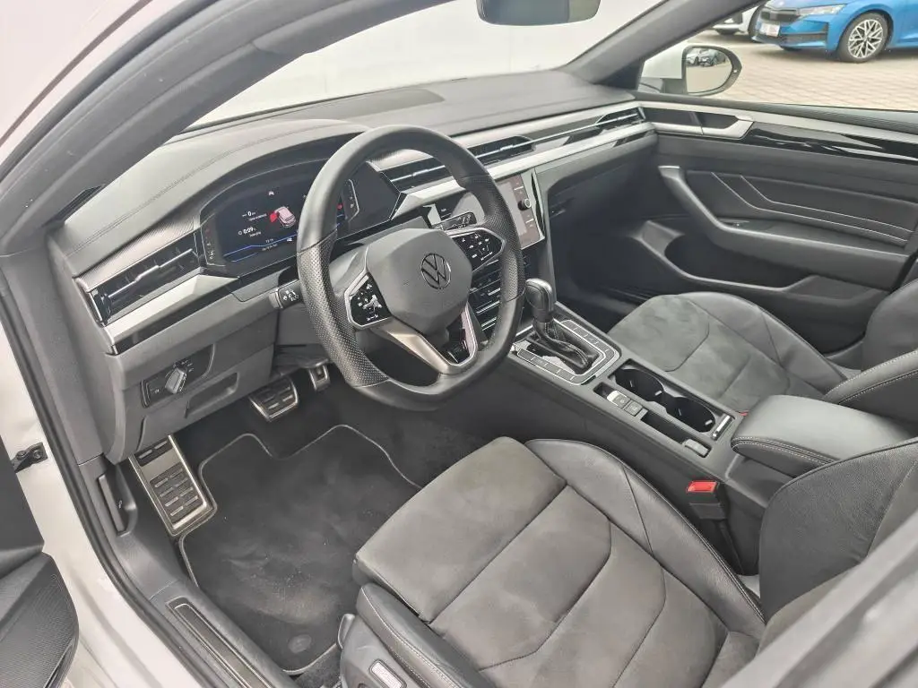 Volkswagen Arteon Shooting Brake R-line 7DSG 2,0TSI / 140kW