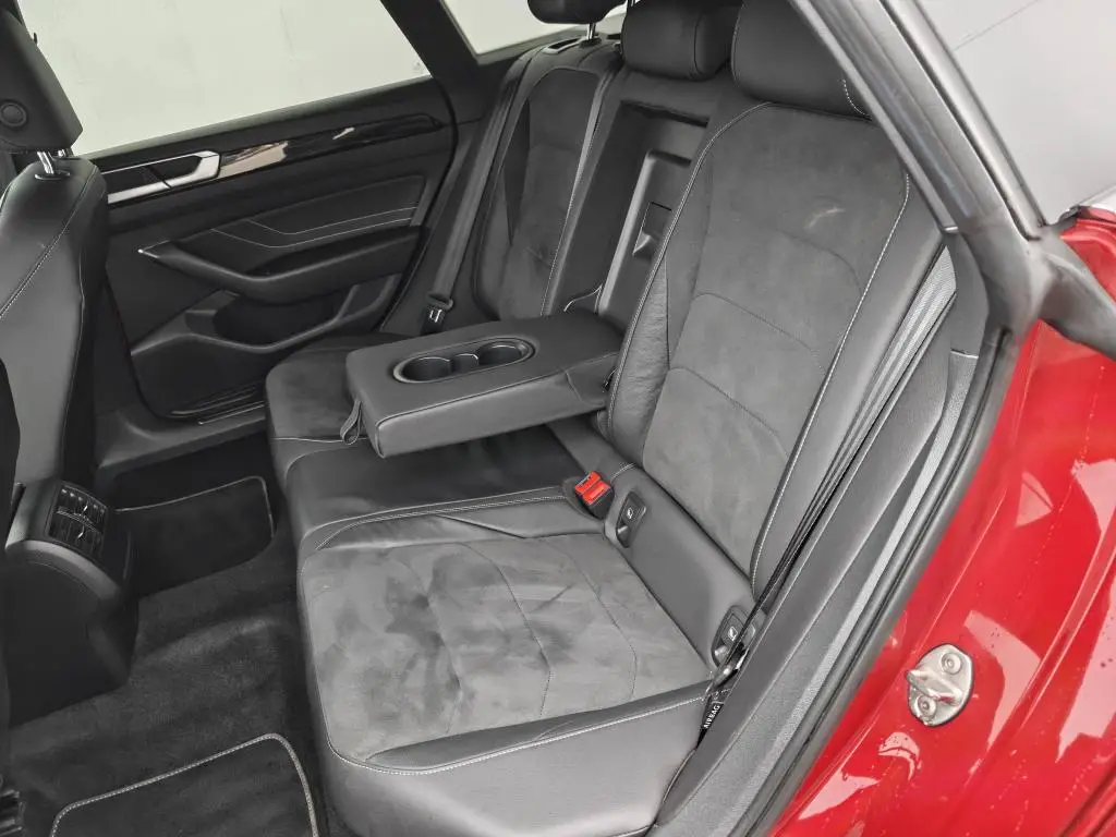 Volkswagen Arteon Shooting Brake R-line 7DSG 2,0TSI / 140kW