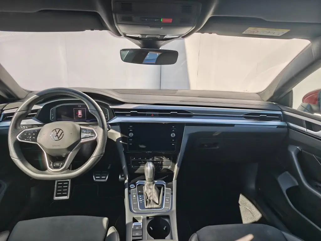 Volkswagen Arteon Shooting Brake R-line 7DSG 2,0TSI / 140kW