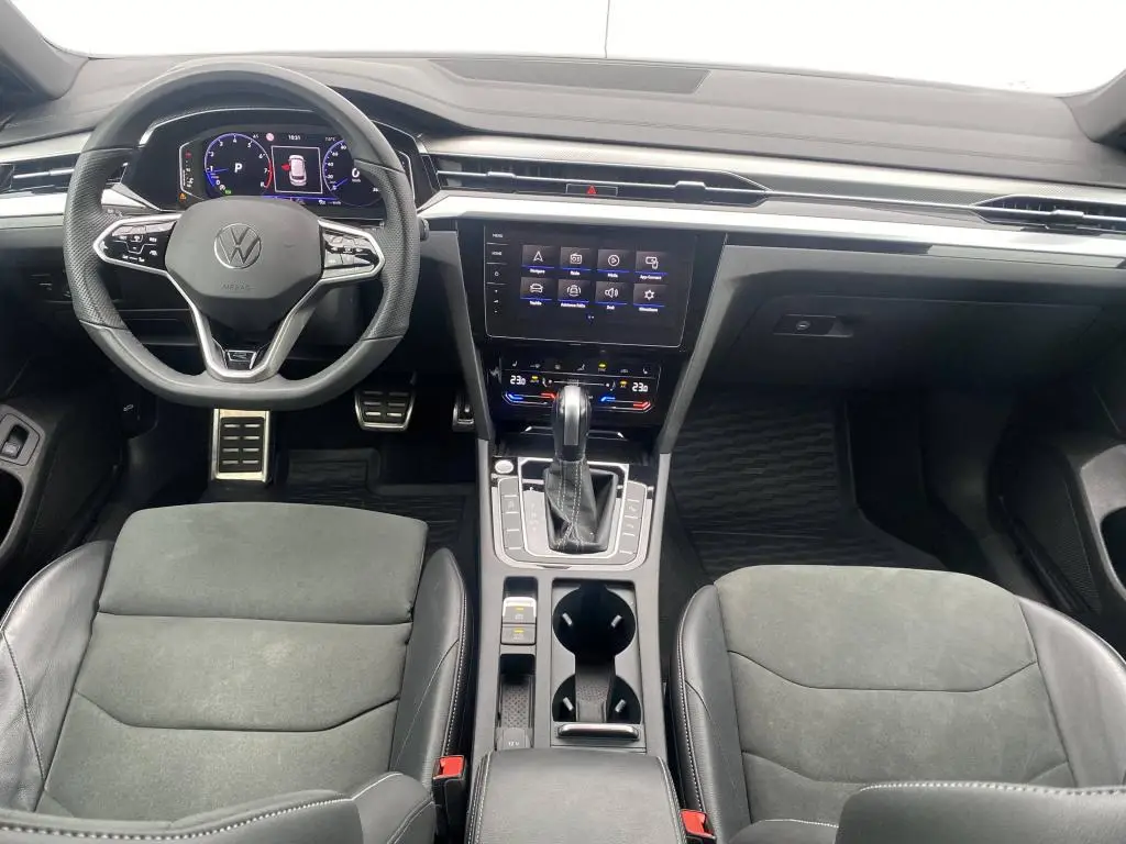 Volkswagen Arteon Shooting Brake R-line 7DSG 2,0TSI / 140kW