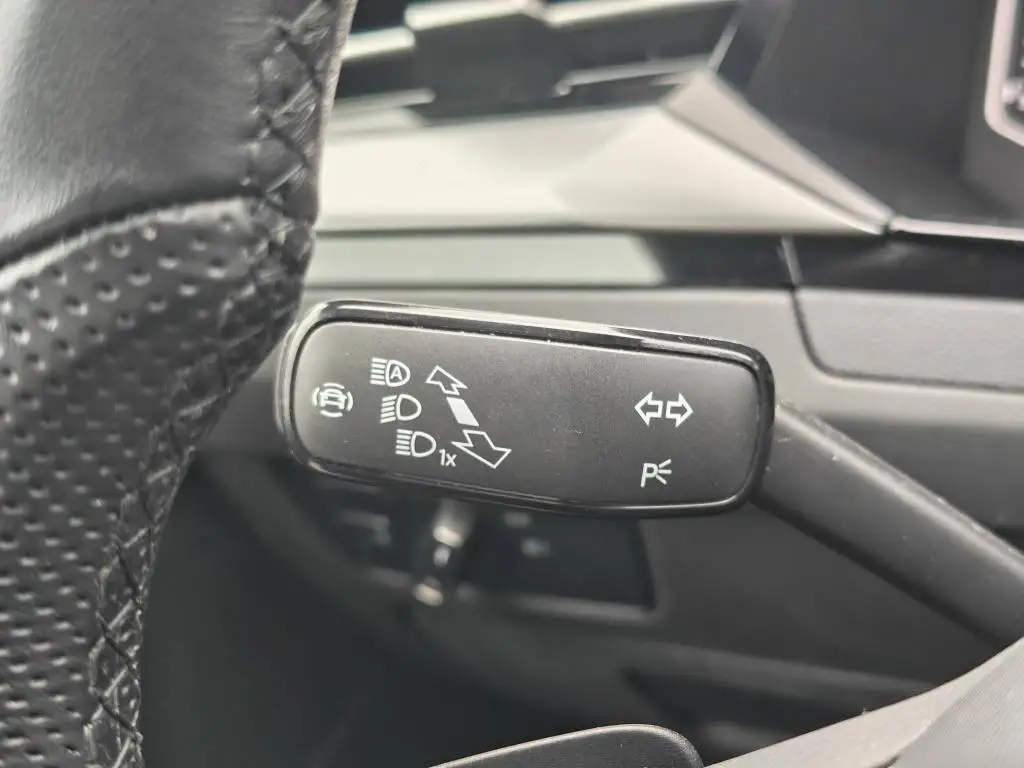 Volkswagen Arteon Shooting Brake R-line 7DSG 2,0TSI / 140kW