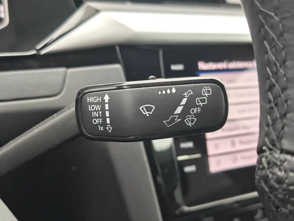 Volkswagen Arteon Shooting Brake R-line 7DSG 2,0TSI / 140kW