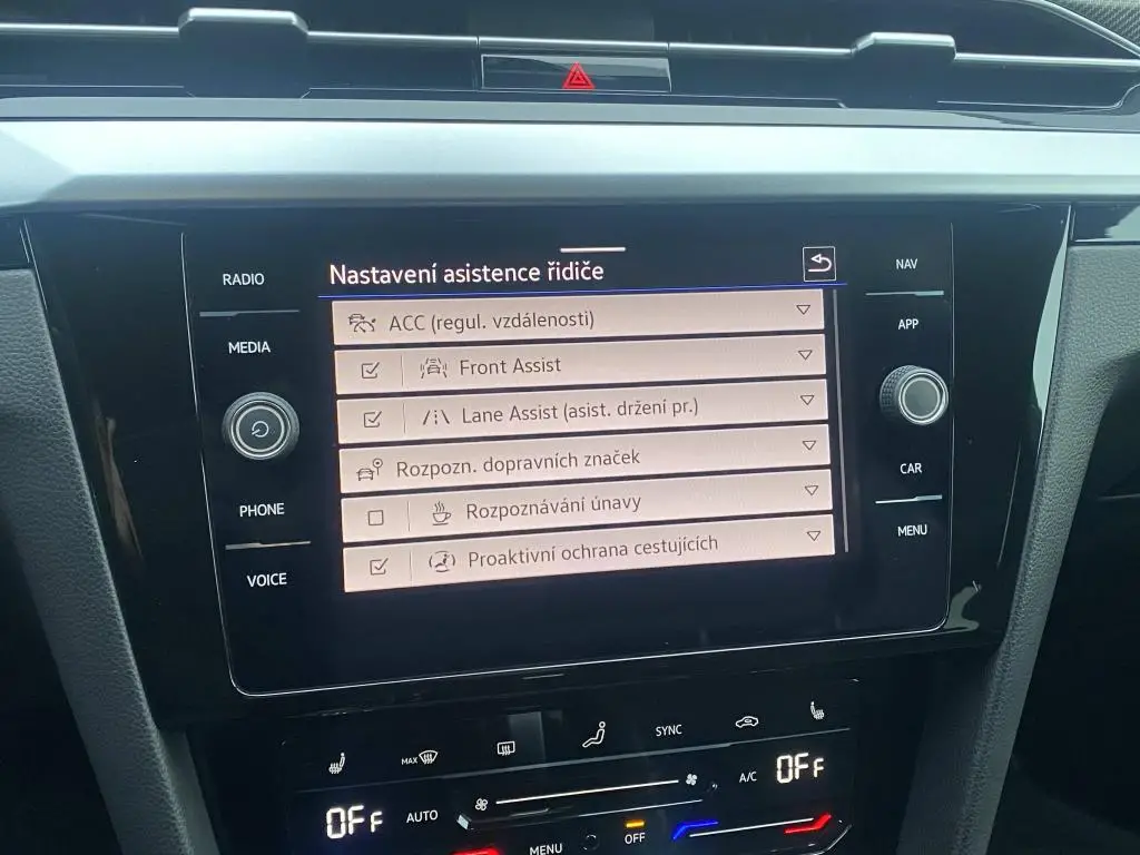 Volkswagen Arteon Shooting Brake R-line 7DSG 2,0TSI / 140kW