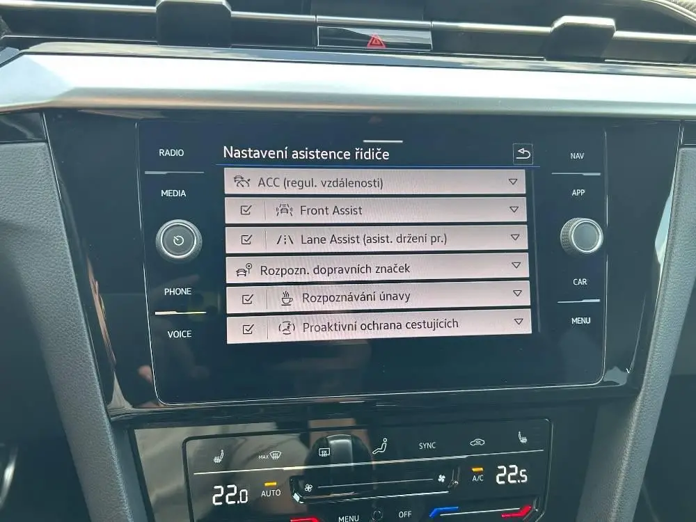 Volkswagen Arteon Shooting Brake R-line 7DSG 2,0TSI / 140kW