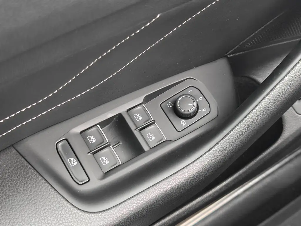 Volkswagen Arteon Shooting Brake R-line 7DSG 2,0TSI / 140kW