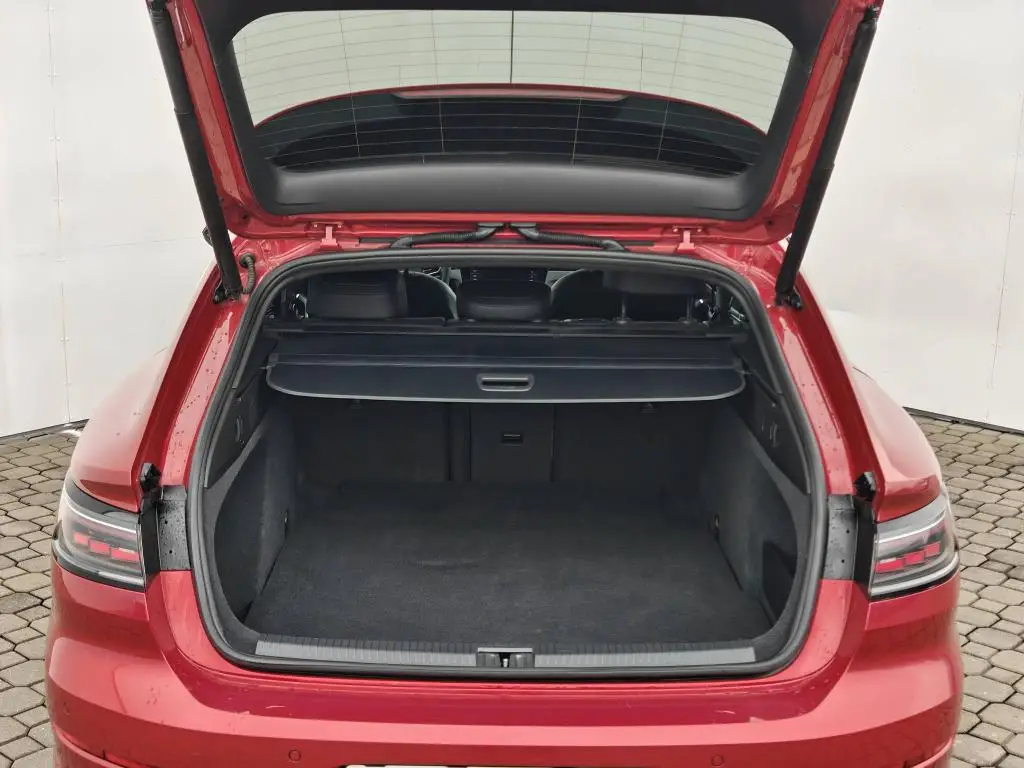 Volkswagen Arteon Shooting Brake R-line 7DSG 2,0TSI / 140kW