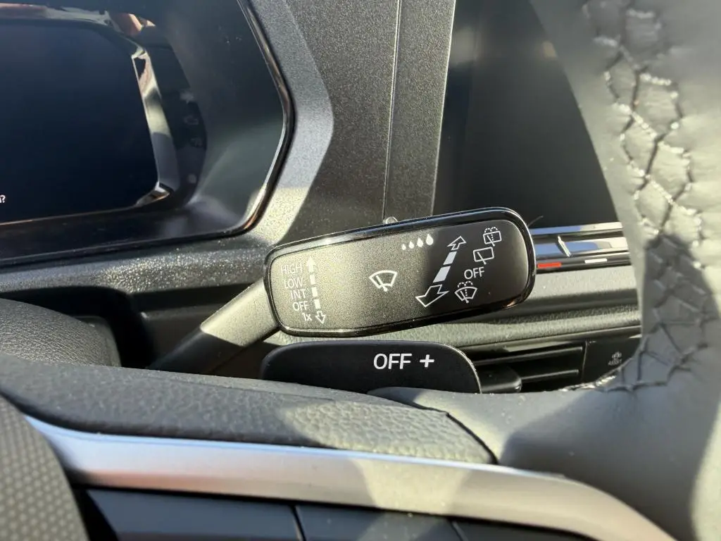 Volkswagen Caddy PHEV 19,7kWh DSG 1,5TSI / 110kW