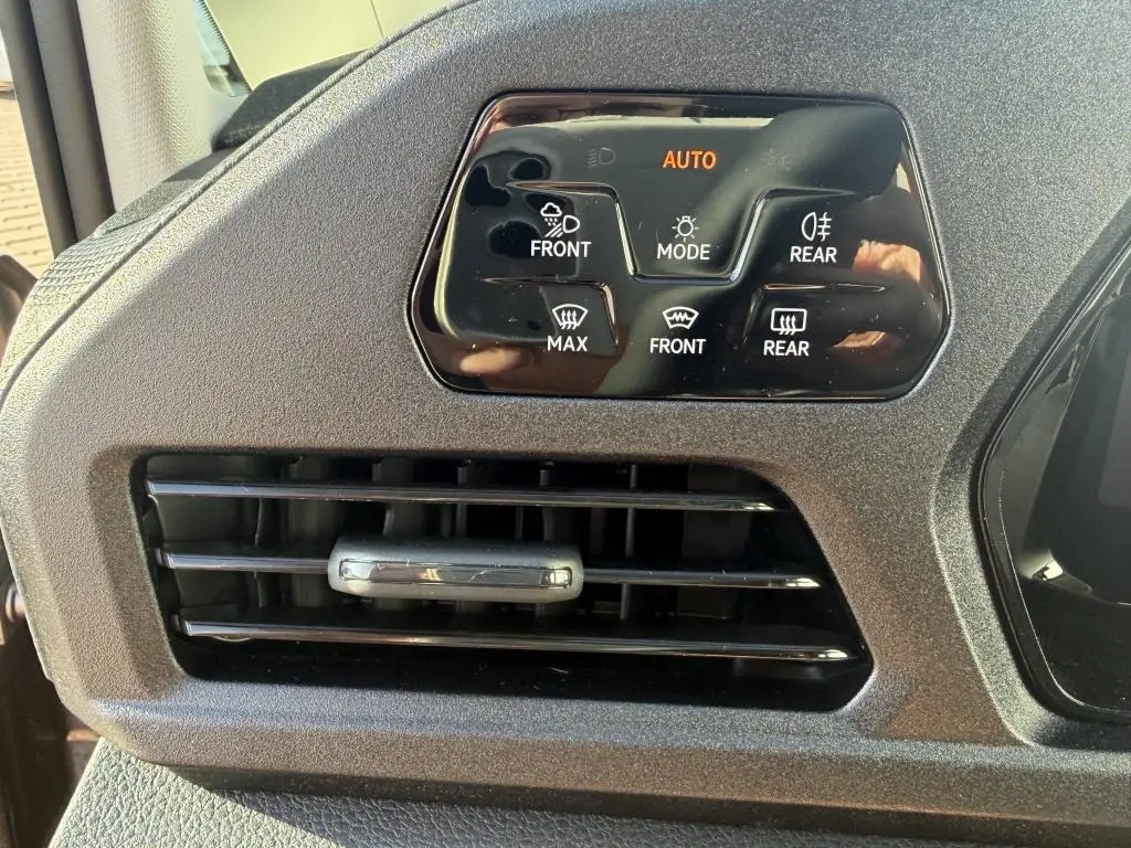 Volkswagen Caddy PHEV 19,7kWh DSG 1,5TSI / 110kW
