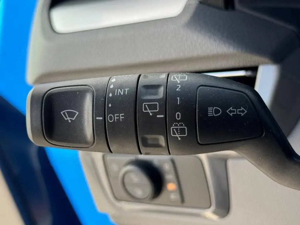 Volkswagen Caravelle 17kWh Life DR 2,5TSI / 171kW