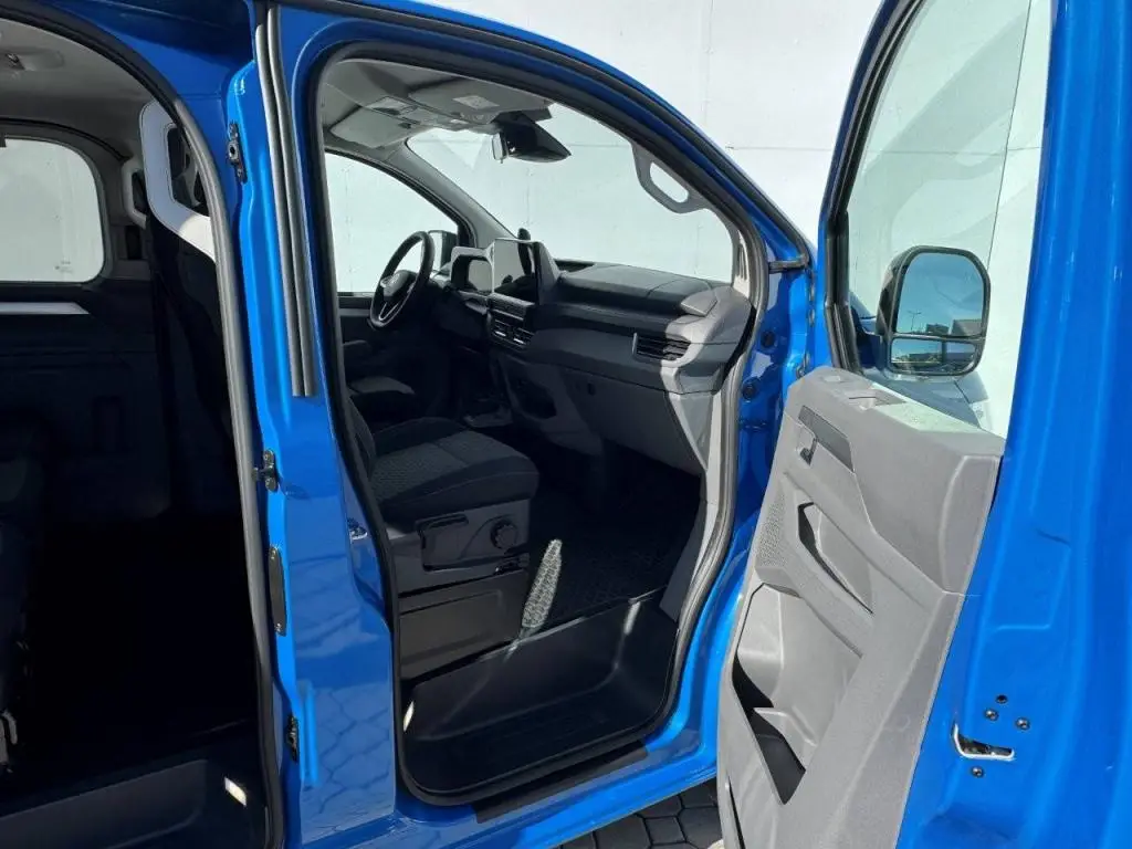 Volkswagen Caravelle 17kWh Life DR 2,5TSI / 171kW