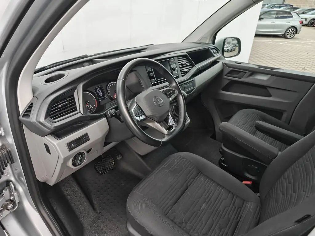Volkswagen Caravelle CL DR 4M DSG 2,0TDi / 110kW