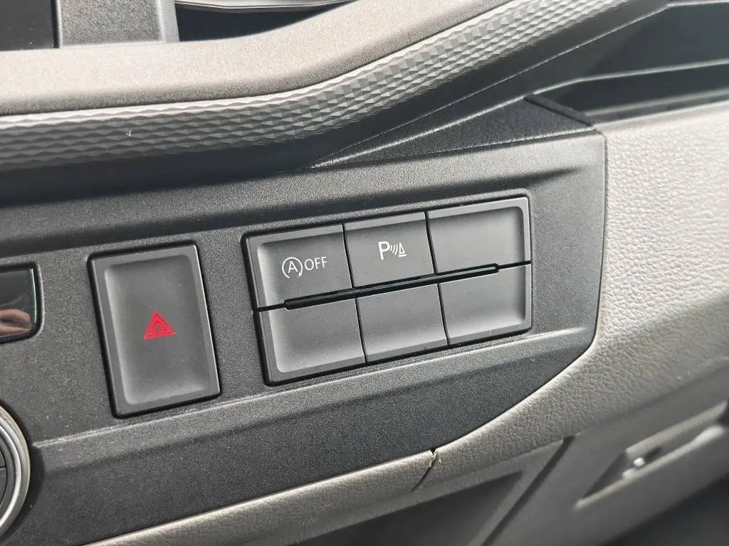 Volkswagen Caravelle CL DR 4M DSG 2,0TDi / 110kW