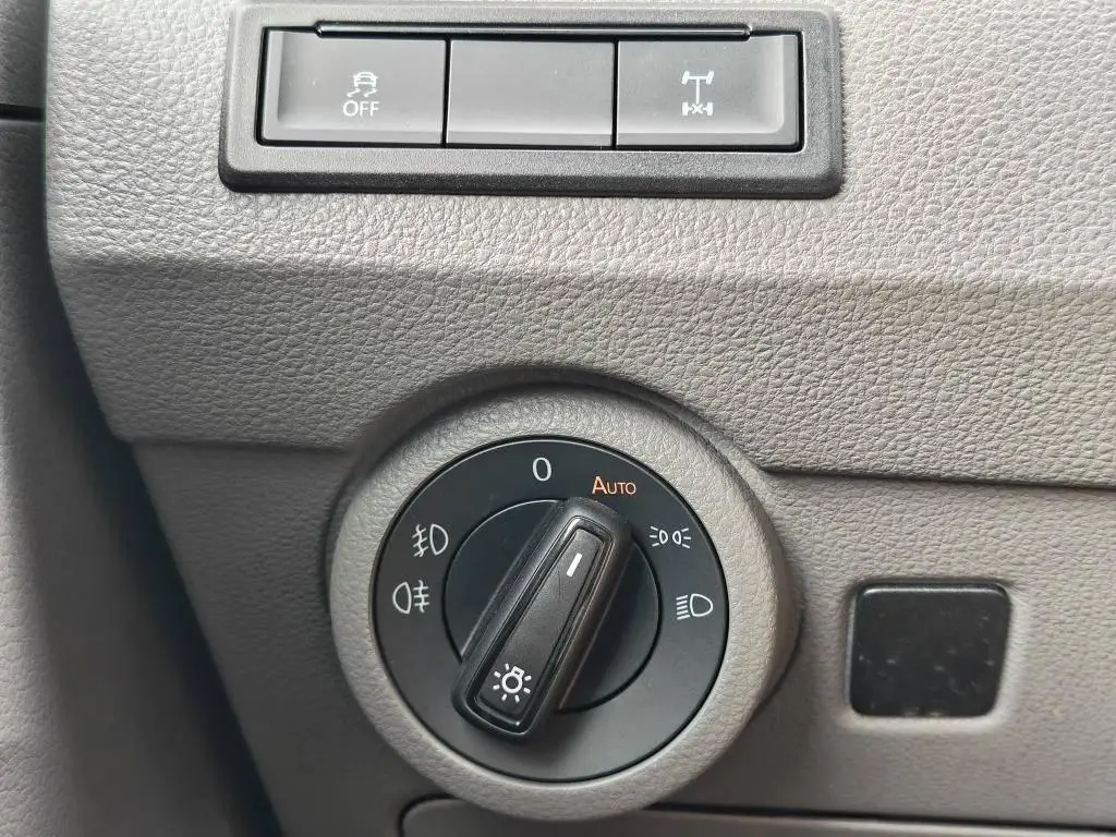 Volkswagen Caravelle CL DR 4M DSG 2,0TDi / 110kW
