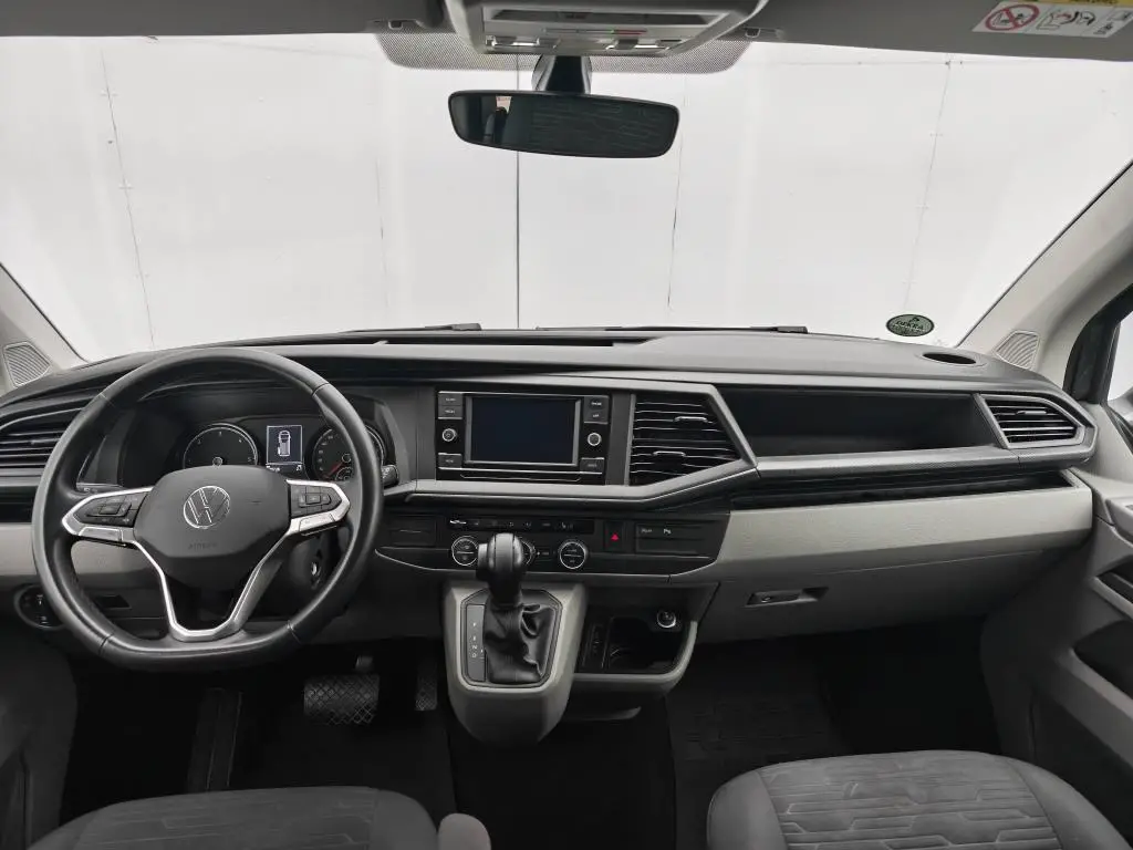 Volkswagen Caravelle Comfortline DR DSG 2,0TDi / 110kW