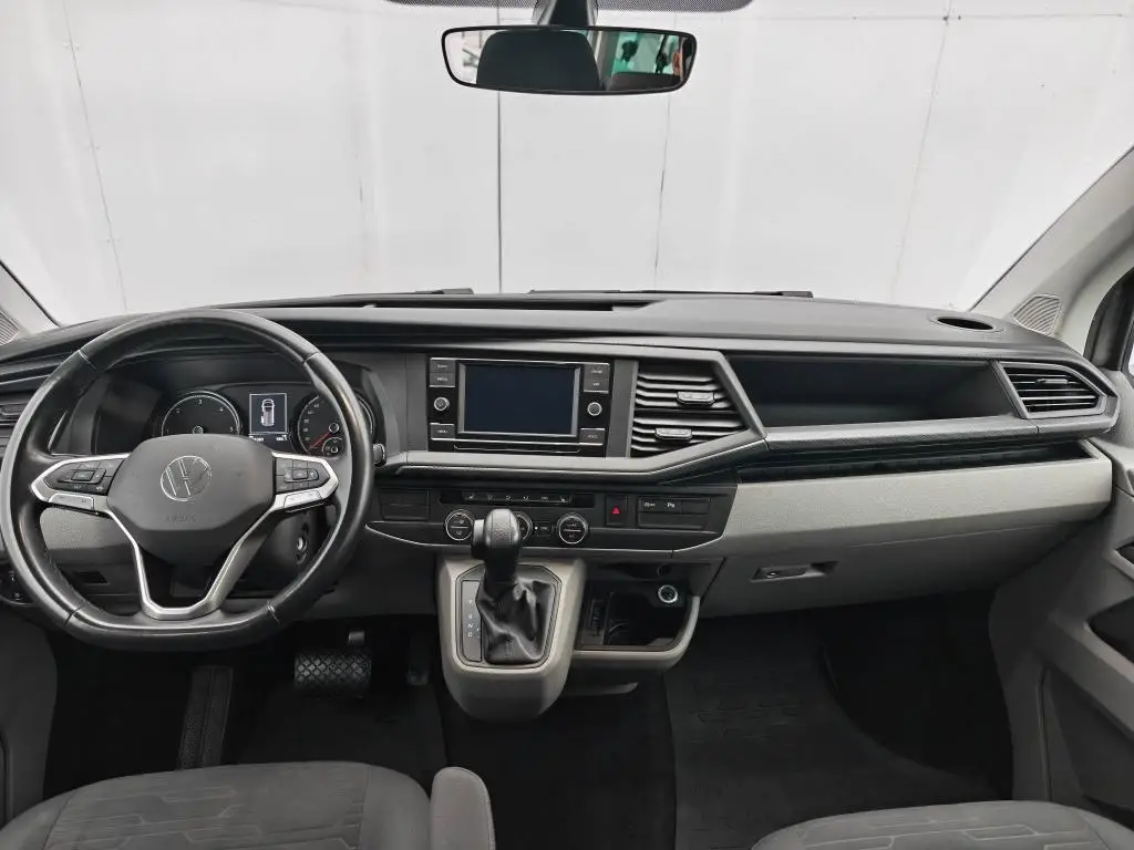 Volkswagen Caravelle Comfortline DR DSG 2,0TDi / 110kW