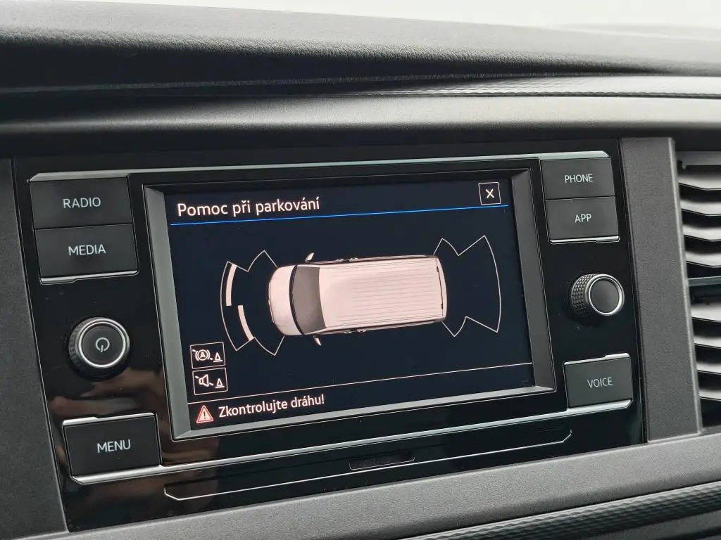 Volkswagen Caravelle Comfortline DR DSG 2,0TDi / 110kW