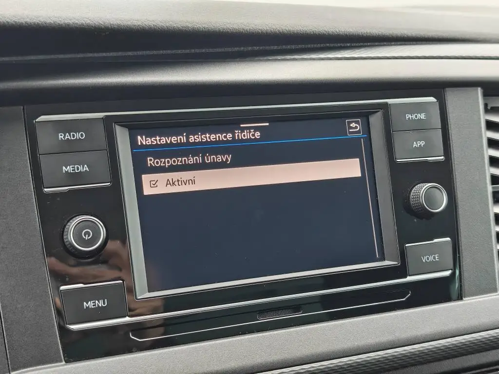 Volkswagen Caravelle Comfortline DR DSG 2,0TDi / 110kW