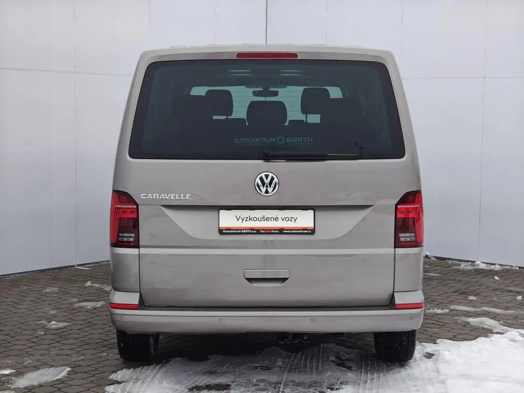 Volkswagen Caravelle Comfortline DR DSG 2,0TDi / 110kW