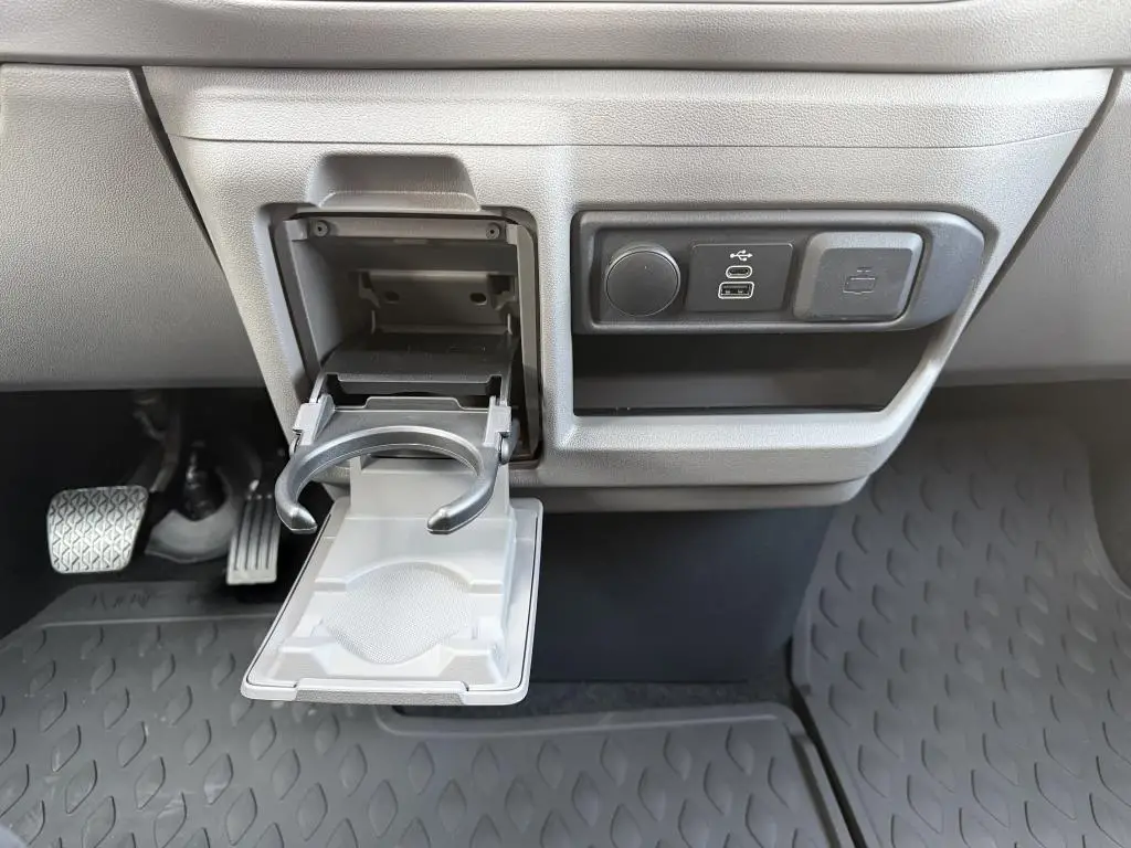 Volkswagen Caravelle Life DR  / 210kW