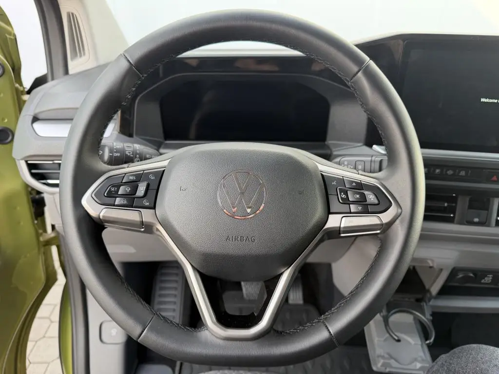 Volkswagen Caravelle Life DR  / 210kW