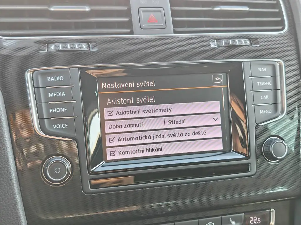 Volkswagen Golf 7 GTI Performance DSG 2,0TSi / 169kW