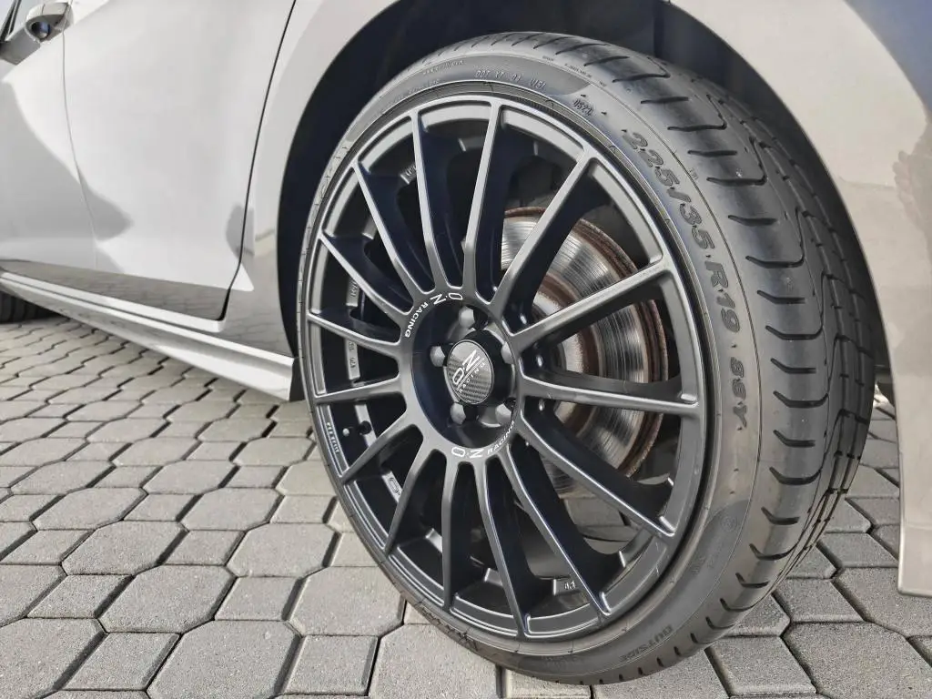 Volkswagen Golf 7 R  4M 2,0TSi / 221kW