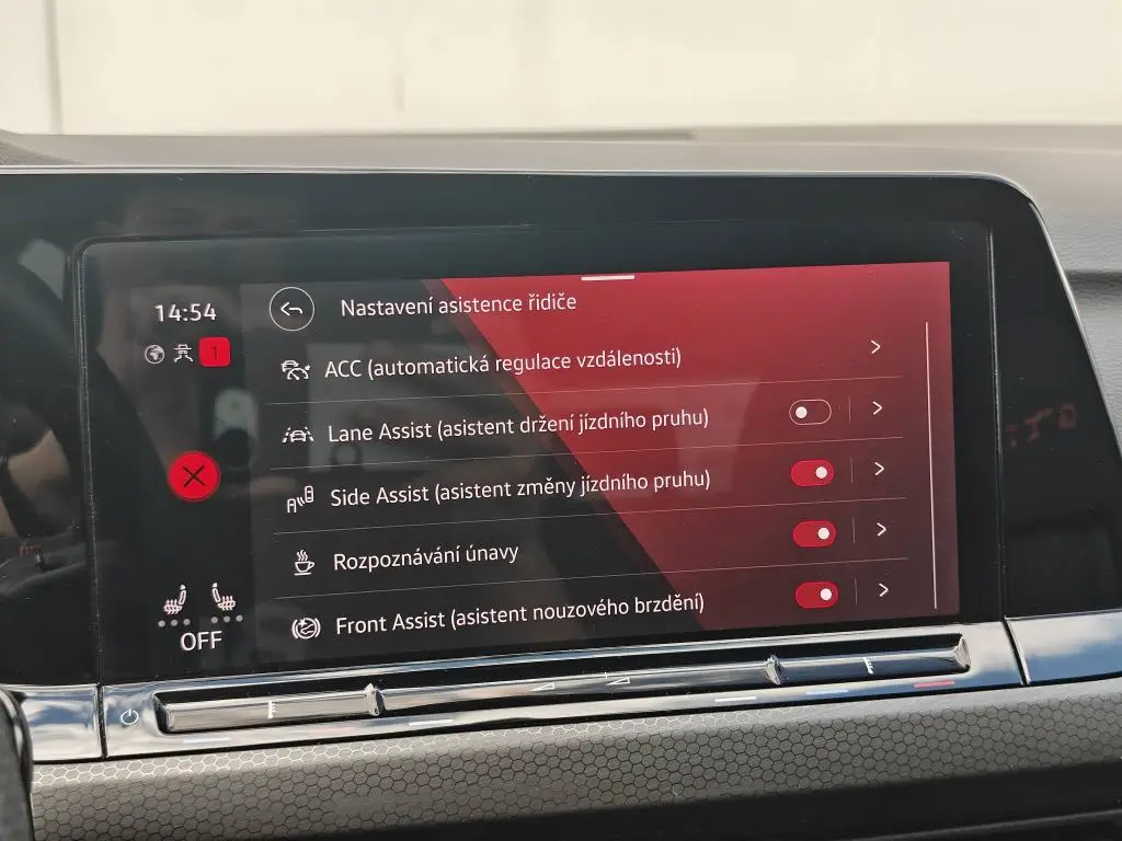 Volkswagen Golf GTI 6G 2,0TSI / 180kW