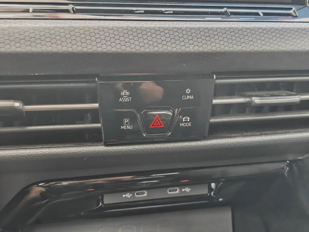 Volkswagen Golf GTI 6G 2,0TSI / 180kW